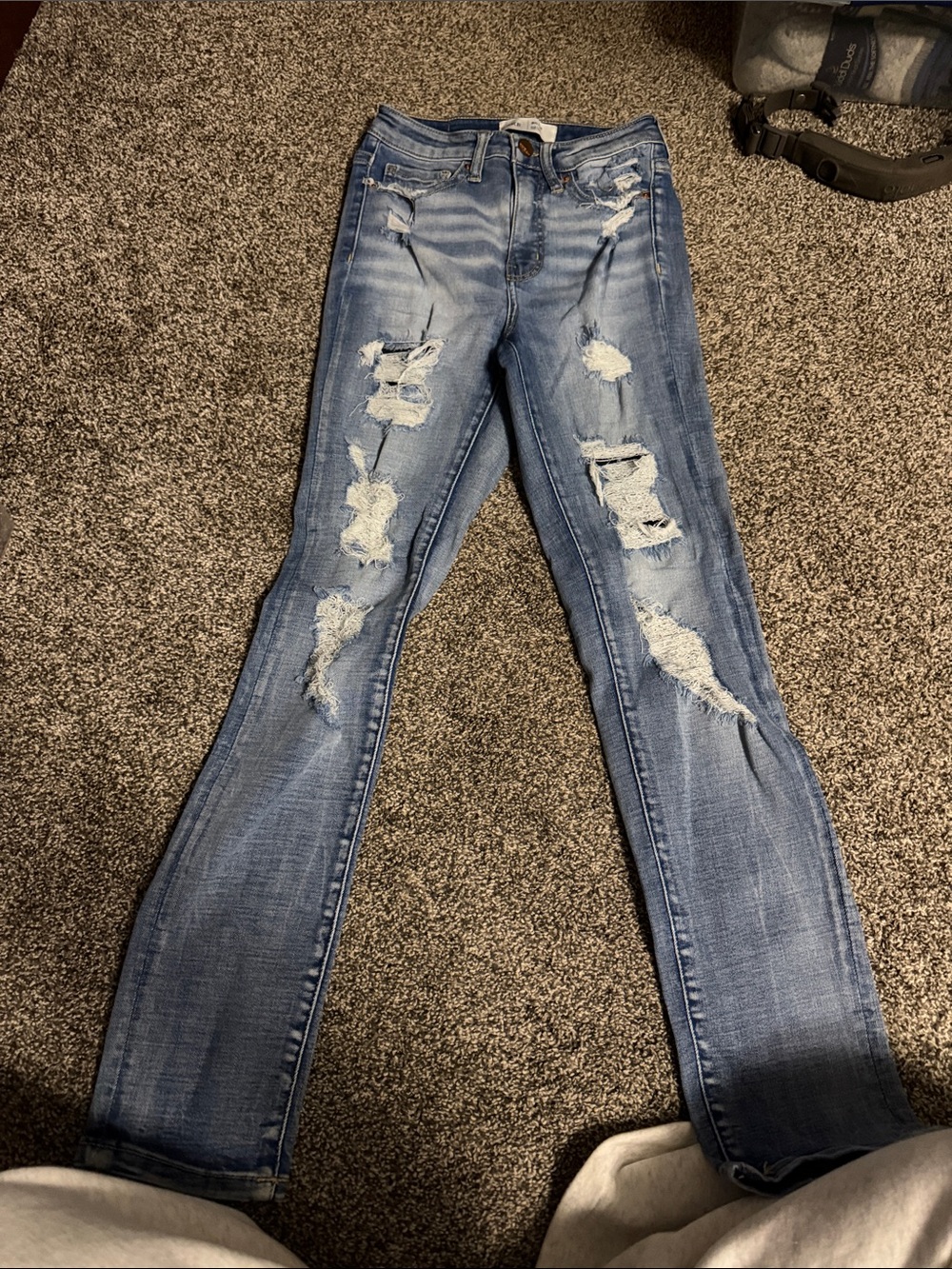 Women’s BKE Billie Distressed Light Blue Skinny Jeans